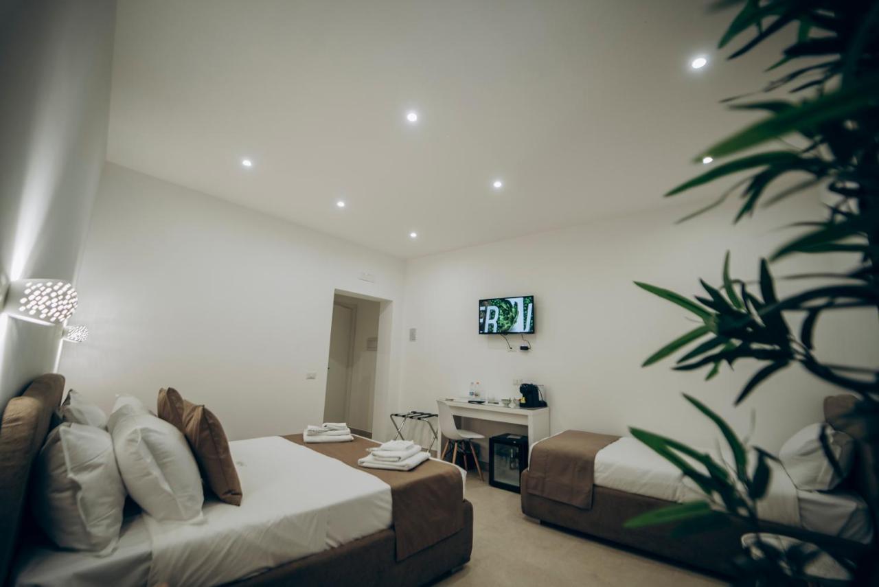 Dimora Fantasia Charme B&B Bari Exterior foto